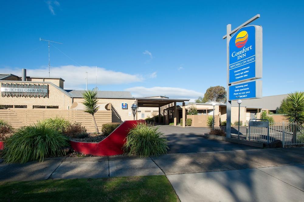 Mitchell On Main Motel Bairnsdale Exterior photo